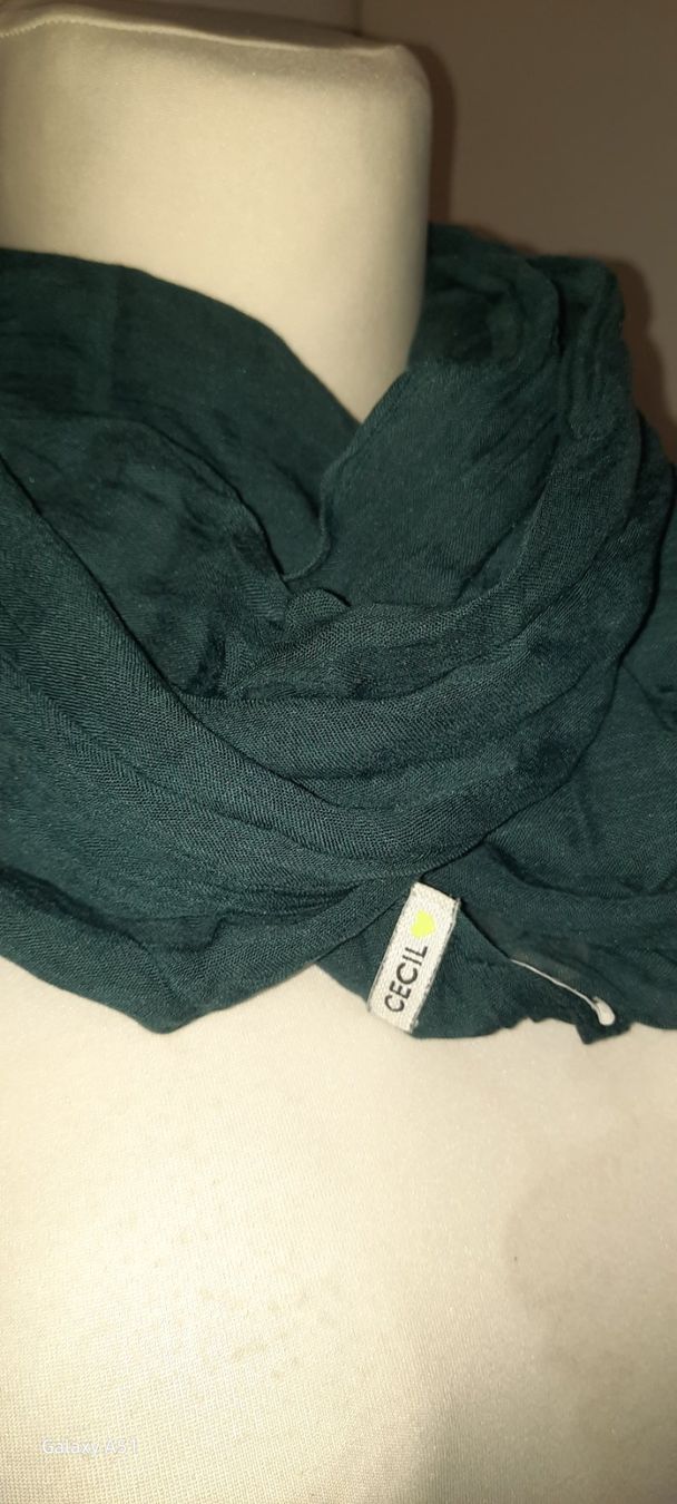 Cecil Foulard & Sciarpe: ***CECIL*** Schlauchschal grün – Usato da Wädenswil venduto da H2H_Secondhandshop