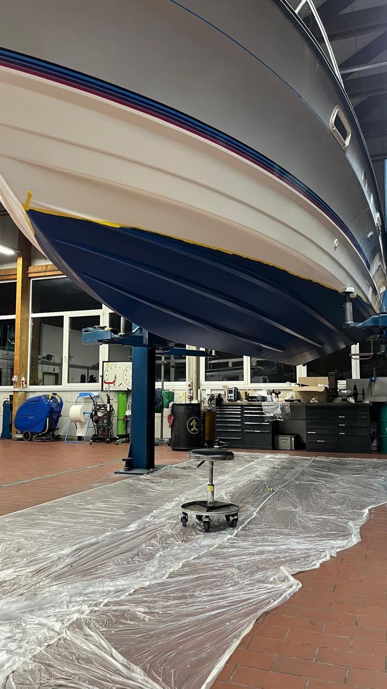Bayliner Barche: BAYLINER 2655 SPORT KABIN – Usato da Avenches venduto da BOOTTRANSPORTE 2