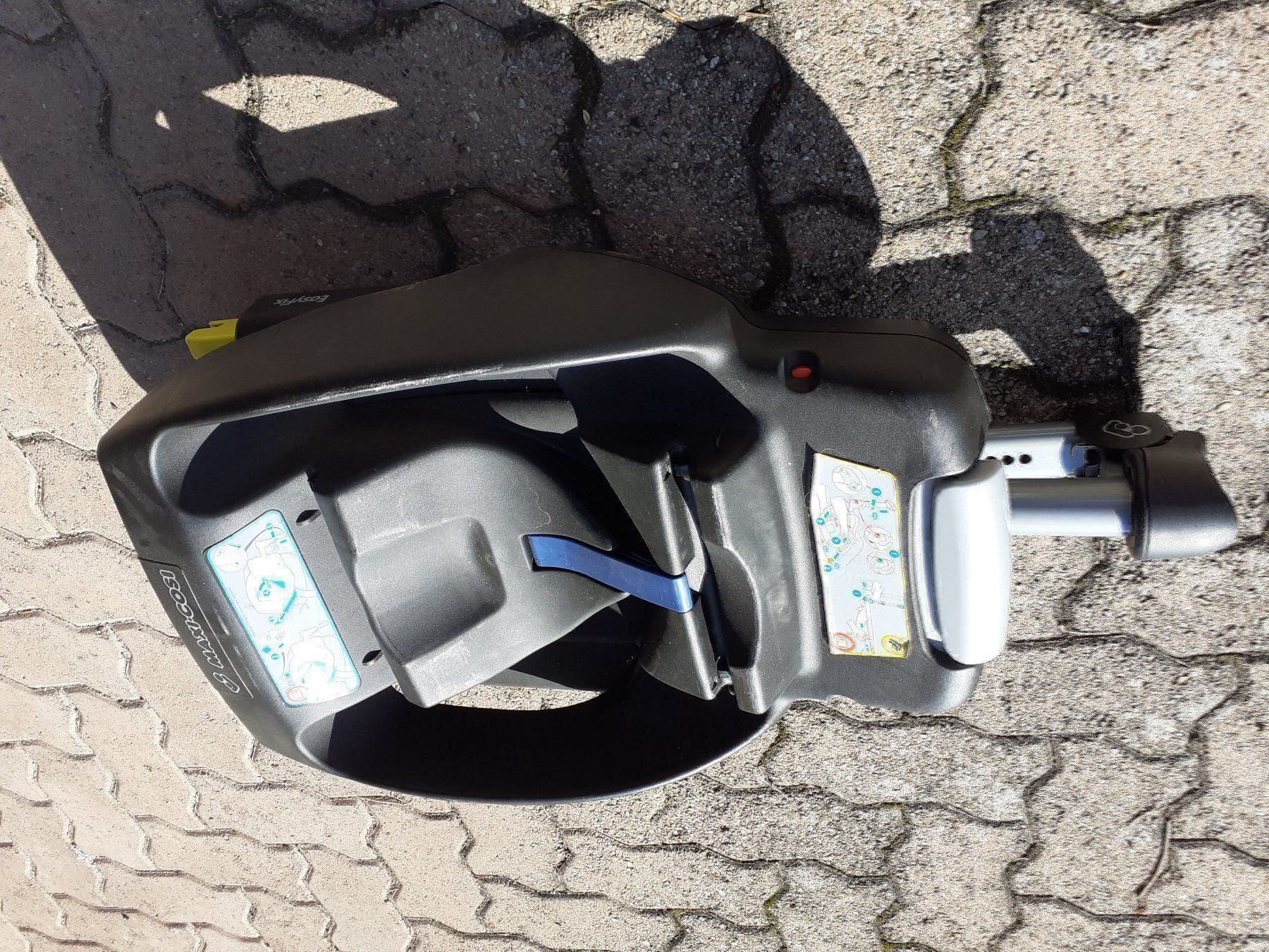Sièges auto: Easyfix von Maxi-Cosi, Click System – D'occasion à Oetwil a.d. Limmat par Stupsi1234