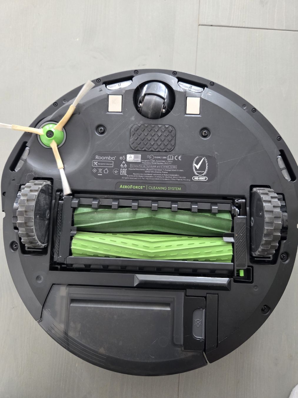 Irobot Aspirapolveri & Accessori: iRobot Roomba Staubroboter – Usato da Safenwil venduto da Ramah 1