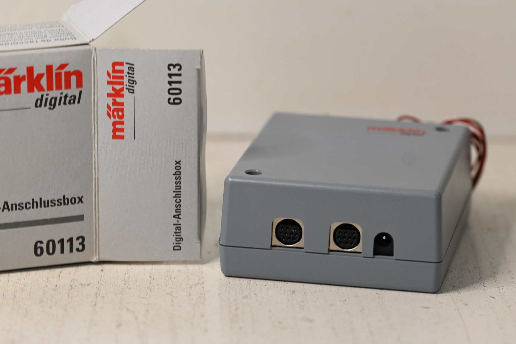 Märklin Modellini di ferrovie: Märklin Digital-Anschlussbox 60113 -mit OVP – Usato da Laupen ZH venduto da Zmoewe