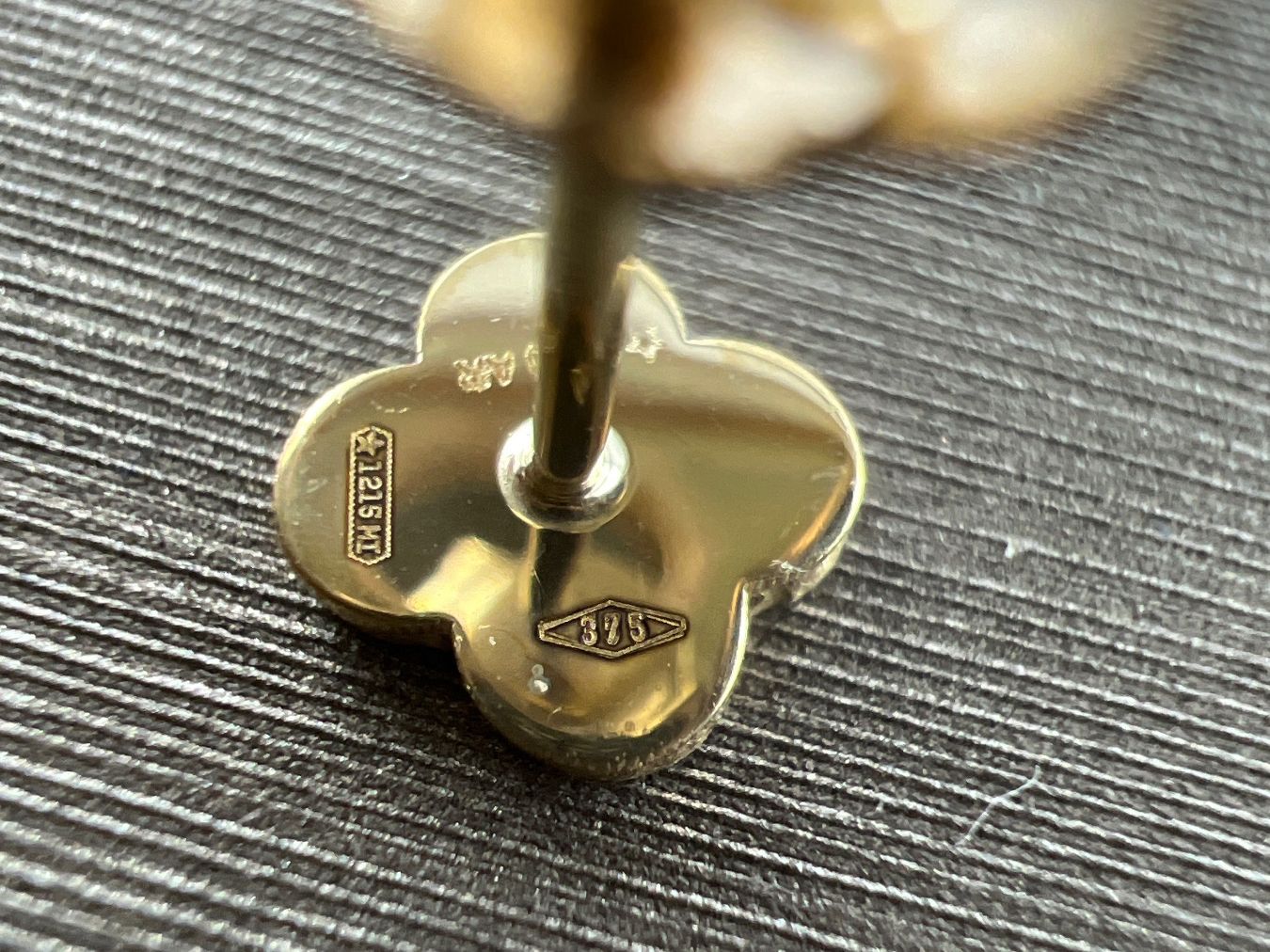 Orecchini pendenti & Orecchini a lobo: Ohrstecker 375 Gold – Usato da Niederuzwil venduto da leo_8857 1
