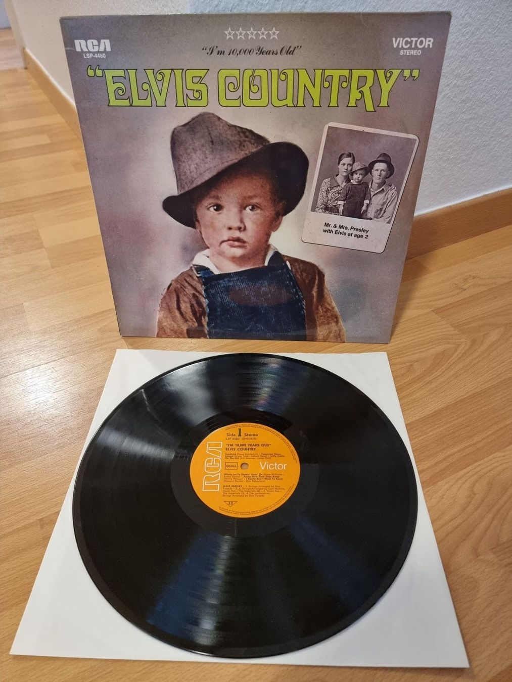 Dischi in vinile: Elvis Presley - LP - Elvis Country – Usato da Trimbach venduto da EyeOfTheTiger