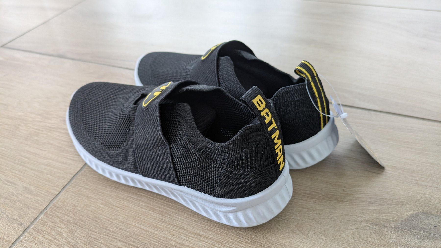 Scarpe per ragazzi: Batman Slipper  / Schuhe - Gr. 33 – Nuovo (secondo la descrizione) da Staufen venduto da Fleby84 2