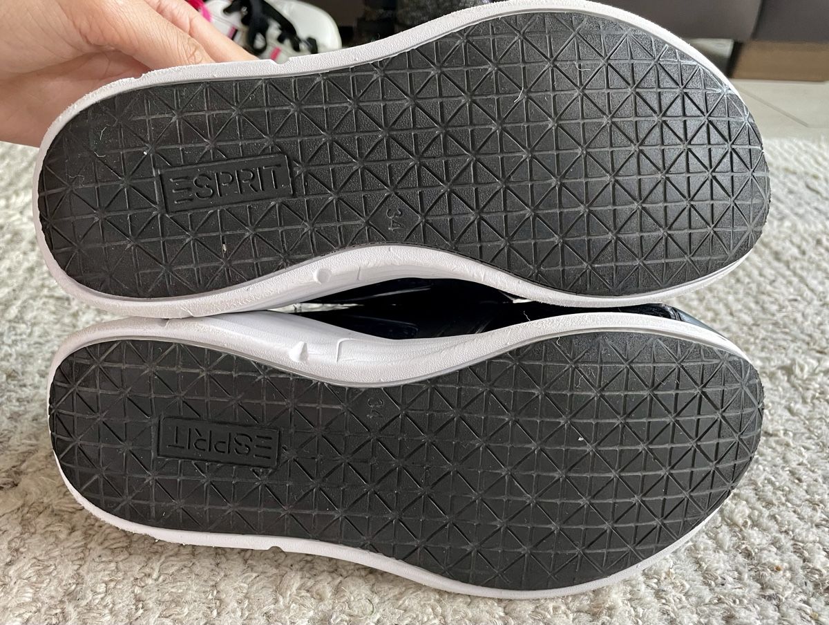 Esprit Scarpe da uomo: Chaussures Esprit EUR 34 – Usato da Gilly venduto da otiik 2