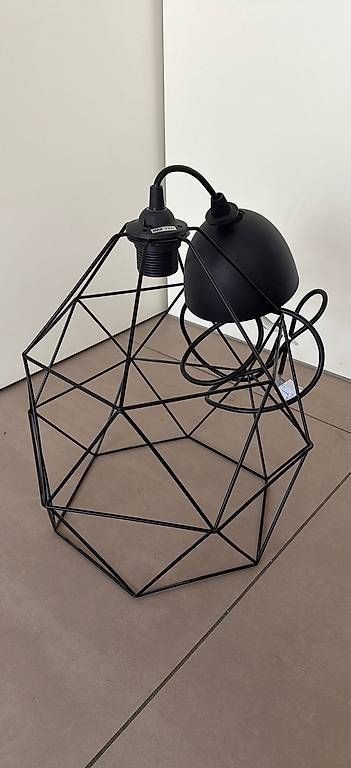 Lampes: Lampe scharz – D'occasion à Zürich par dboetticher