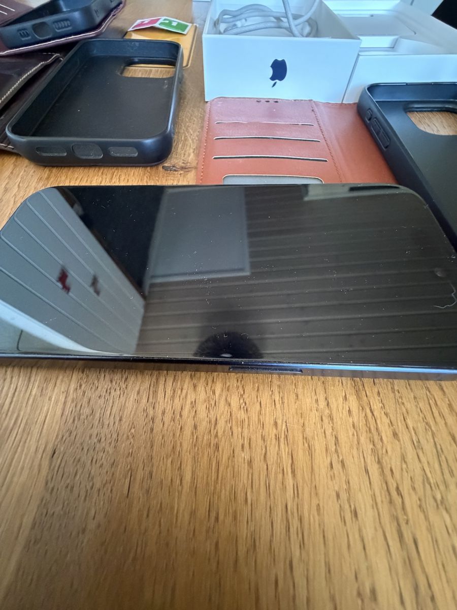 Apple Portables: iPhone 15 Pro 128 GB – D'occasion à gurzelen par ster402 2