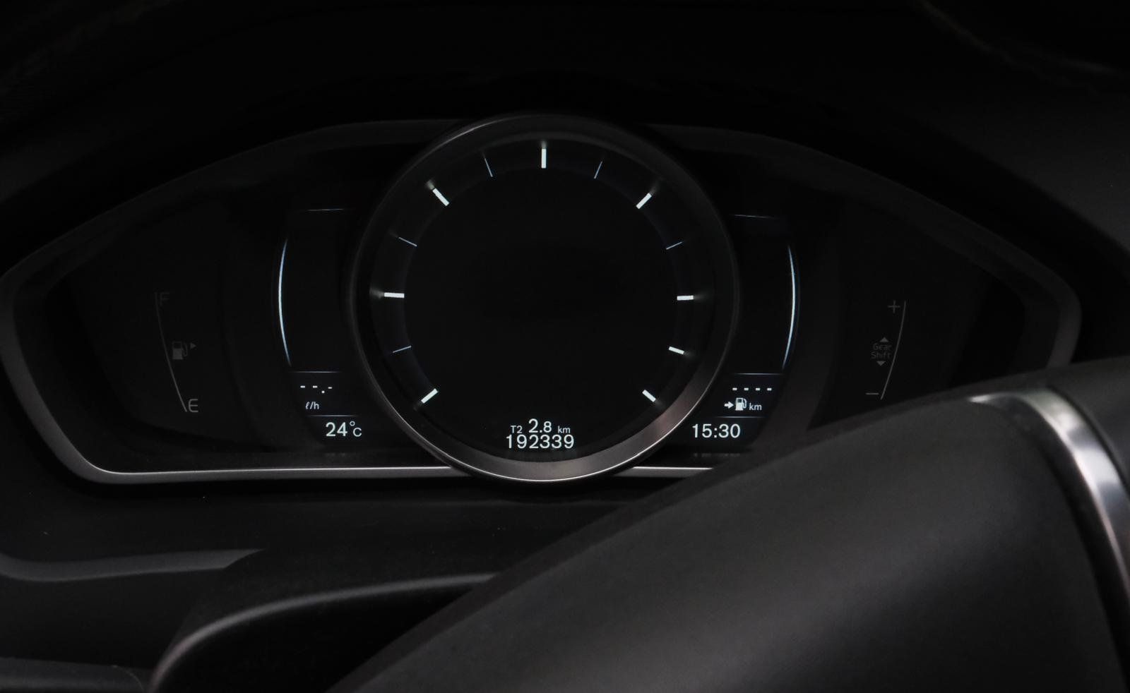Volvo Autos: Volvo V40 D2 Kombi grau metallic 1.Inv 2016 – Gebraucht aus Kägiswil von mfp_vlk9 4