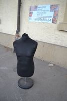 Schaufensterpuppe Oberteil, schwarz, auf Ständer