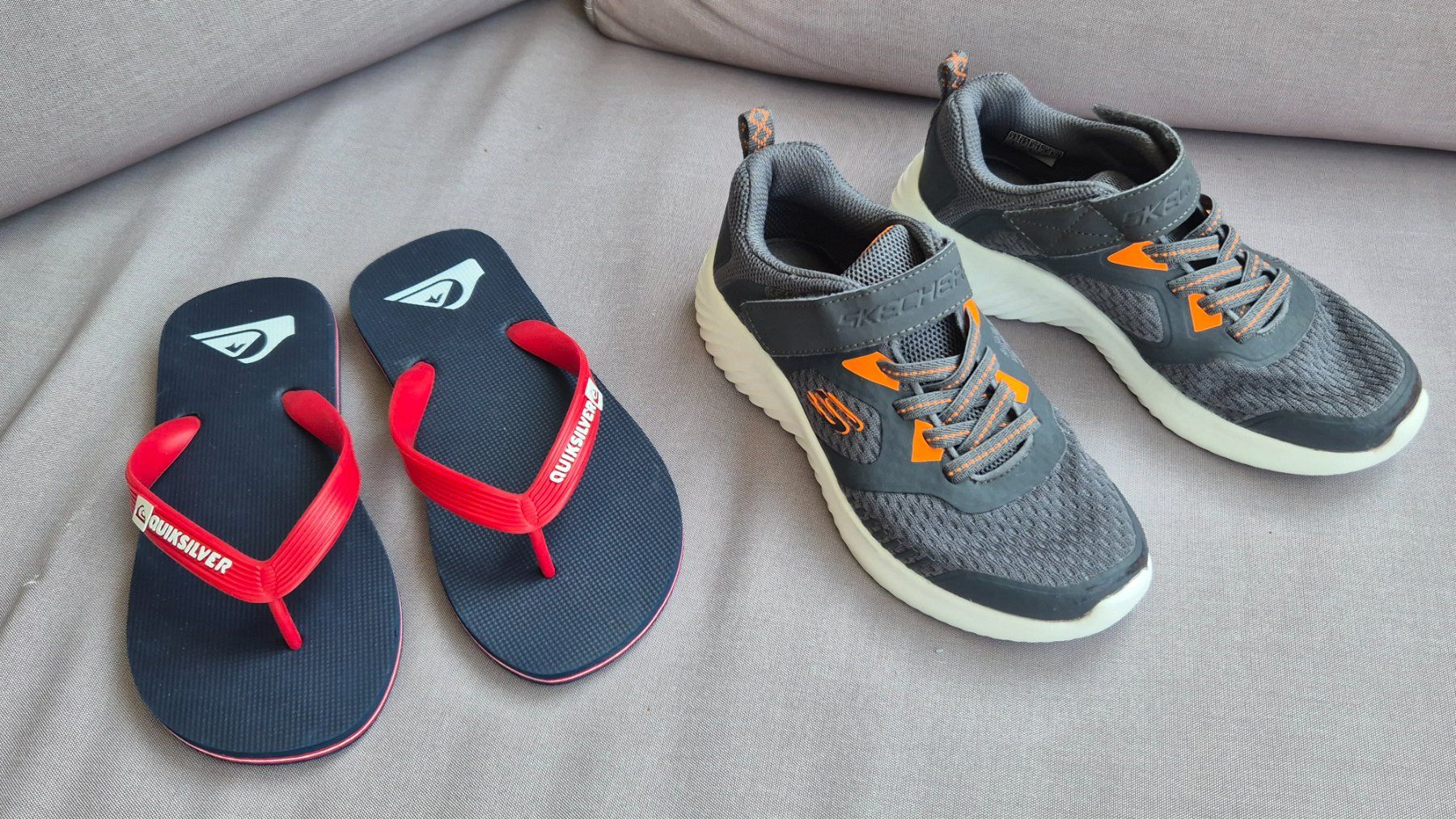 Scarpe per ragazzi: Sneaker + Flipflops, Grösse 34 – Usato da Thalwil venduto da chriswiss