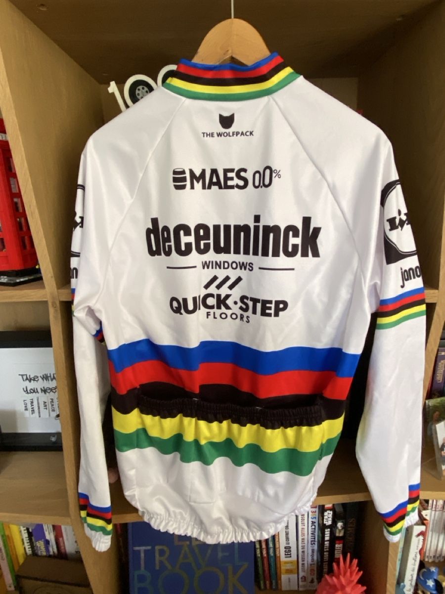 Canottiere & Pantaloni: Maillot velo cyclisme champion monde uci alaphilippe – Usato da Lausanne venduto da marcs3441 3