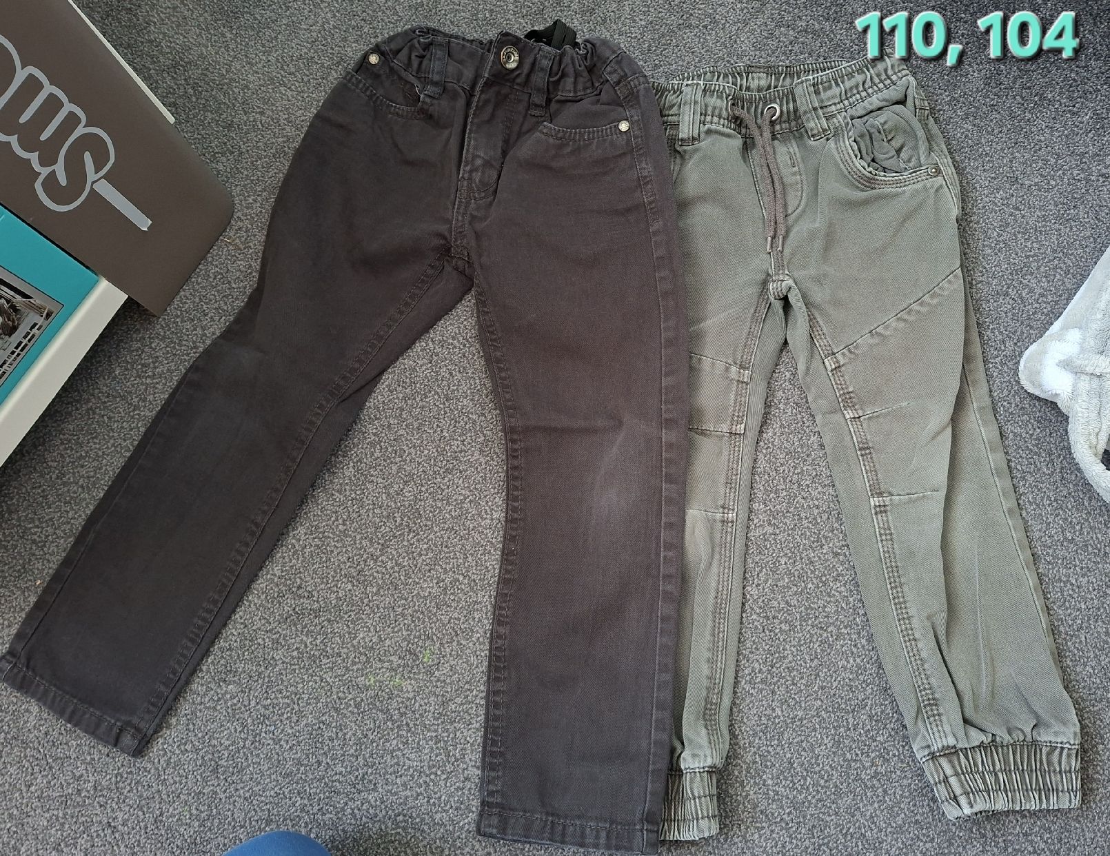 Pantaloni: Junge Hosen – Usato da Wohlen AG venduto da LiviaHartmann