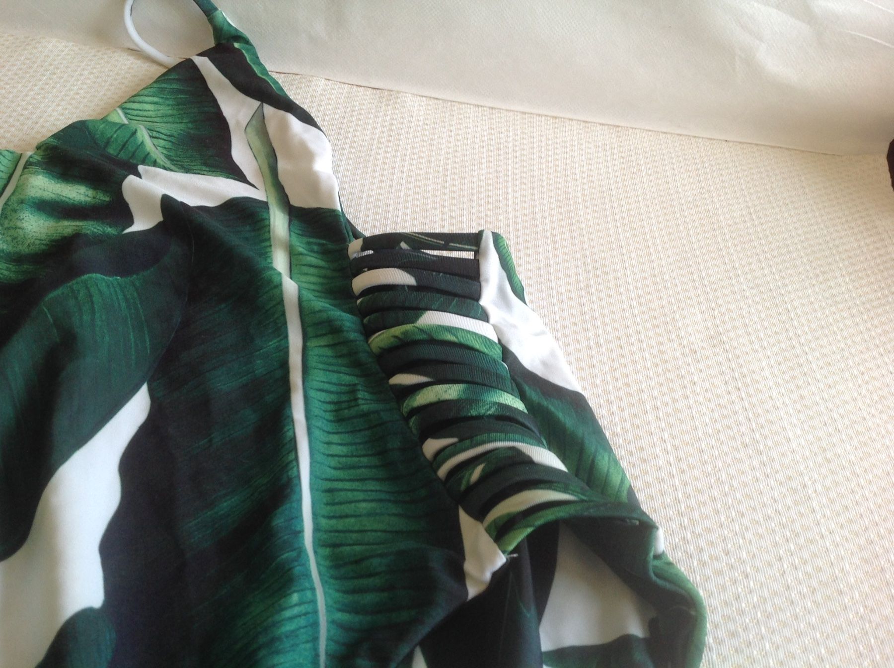 Badekleider & Bikinis: Maillot de bain - M – Gebraucht aus Sion von accroshoes 9