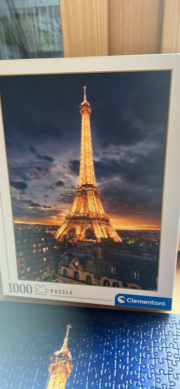Puzzle: Clementoni Eiffel Tower 1000 Piece Puzzle - Complete! – Usato da Oberägeri venduto da Sellystuffs 1
