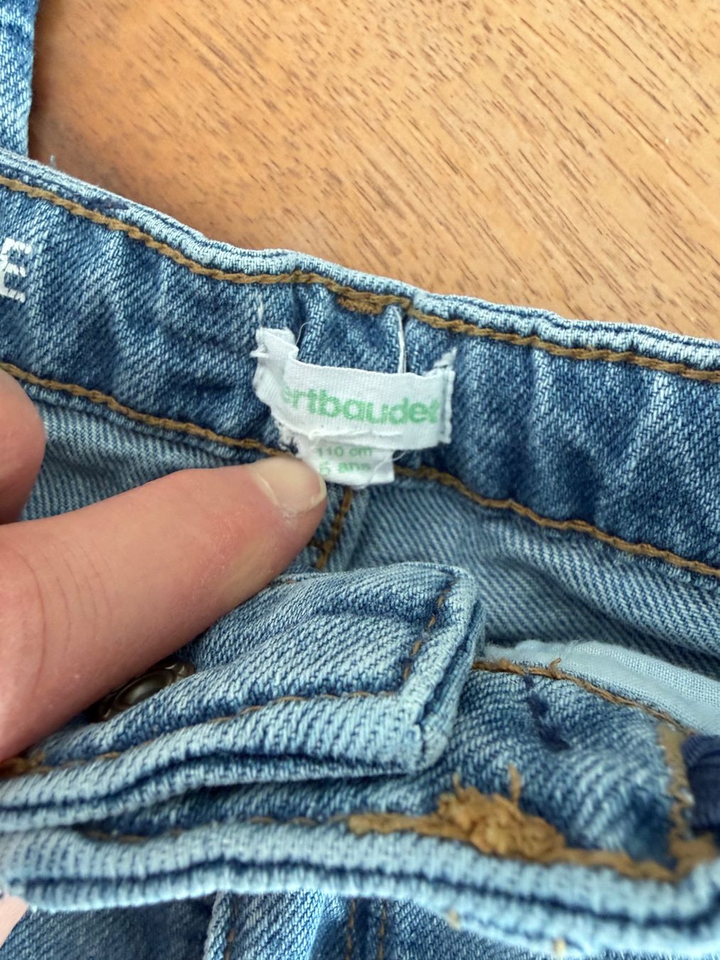 Pantaloni: Jeans von Vertbaudet, Grösse 110 – Usato da Haslen AI venduto da s176 2