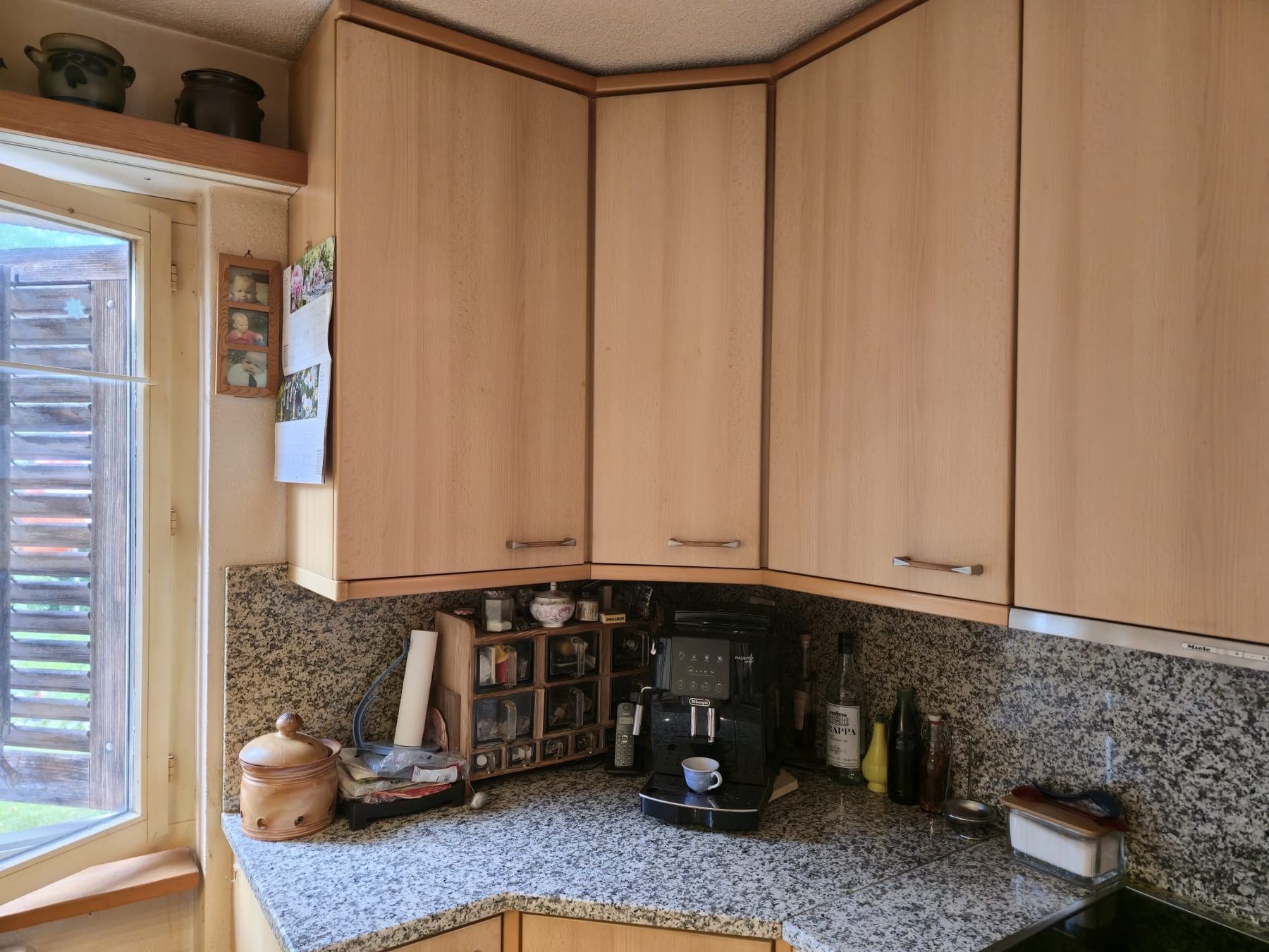 Cucine complete: Küche Buche Front mit Granitabdeckung guter Zustand – Usato da Zizers venduto da Sniper018 2