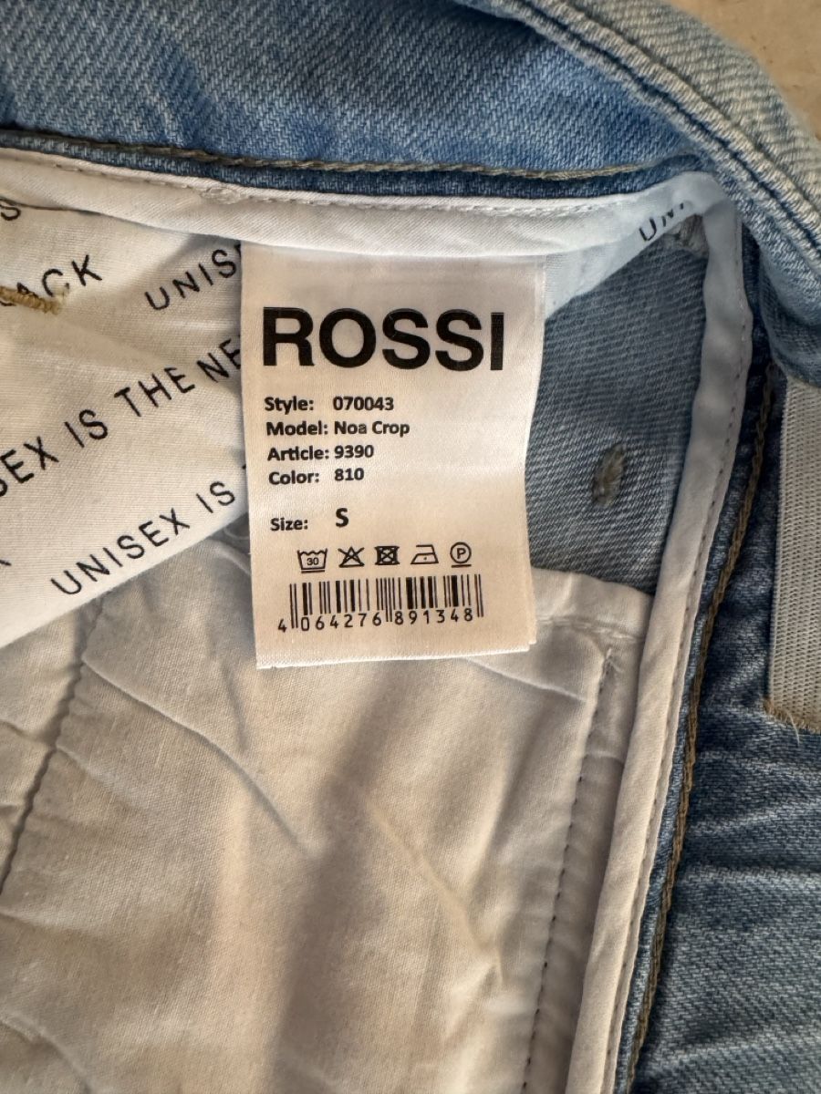 Jeans: ROSSI Noa Crop Jeans hellblau Grösse S – Nuovo (secondo la descrizione) da Luzern venduto da maarteii 1