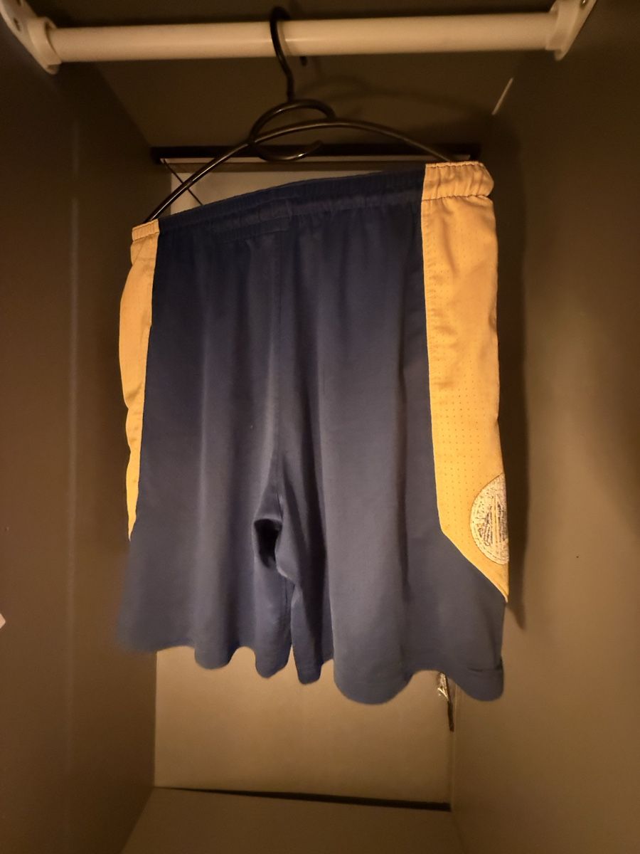 Nba Canottiere & Pantaloni: Short Warriors  – Usato da Prilly venduto da ale_8prt 1
