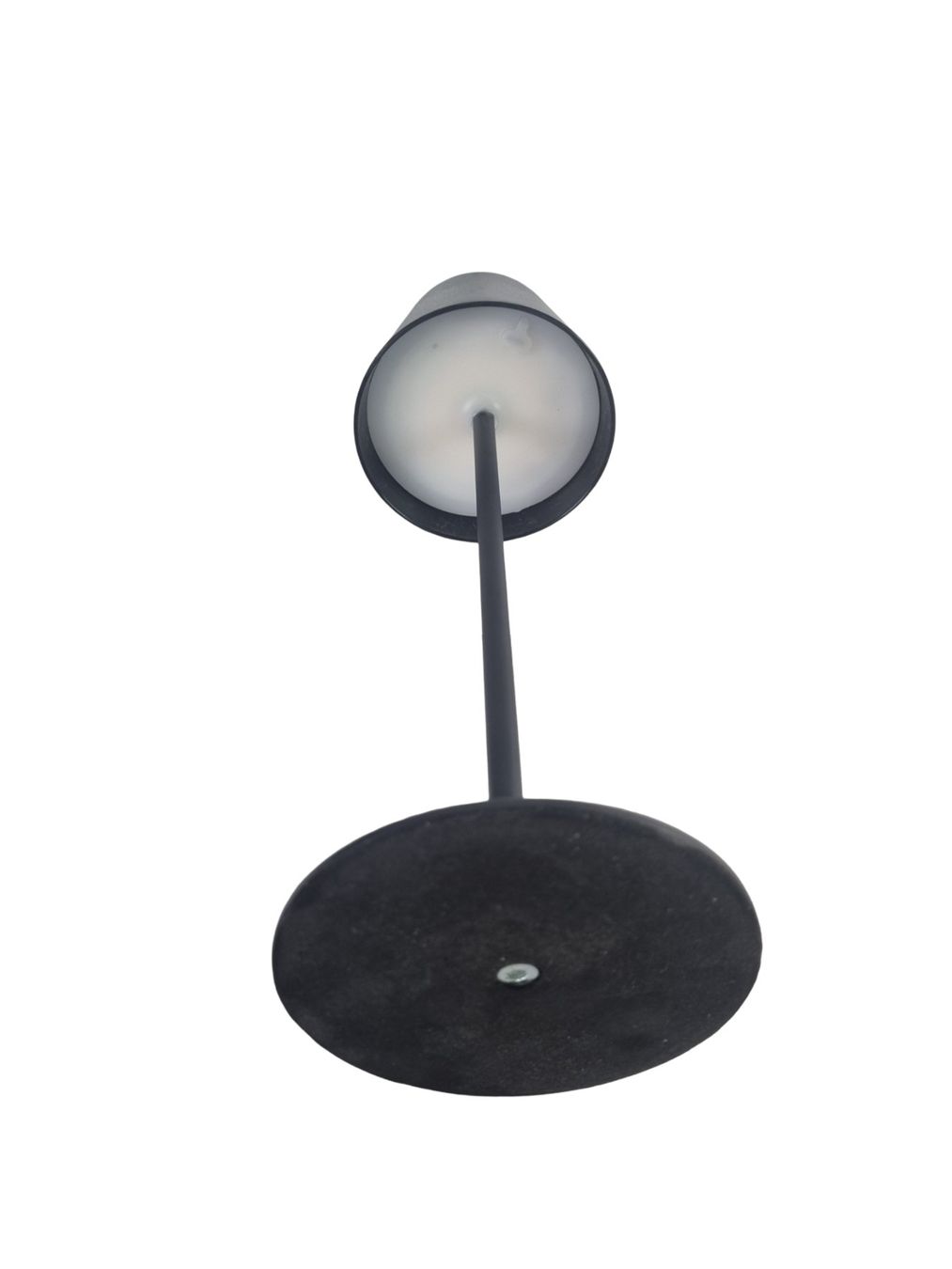 Lampes: LUXULA LED Tischleuchte mit Akku – D'occasion à Wangen b. Olten par Restwert_Wangen 4