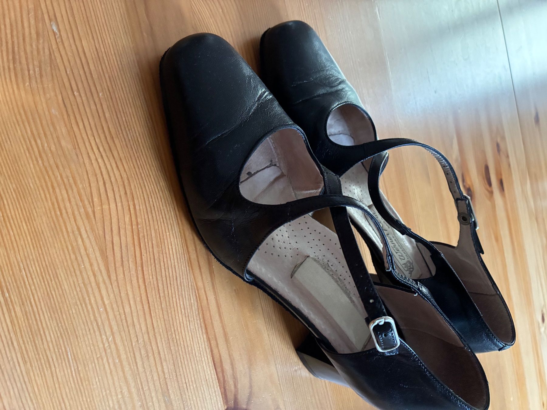 Scarpe da donna: Tanzschuhe – Usato da Bassersdorf venduto da Imbusicht