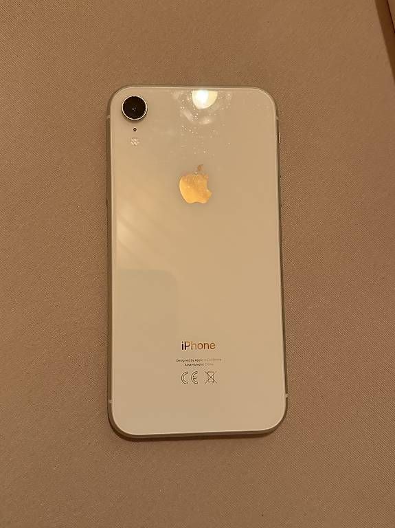 Telefoni cellulari / Smartphones: IPhone XR weiss 64GB – Usato da Sarnen venduto da ale_7ph7 2