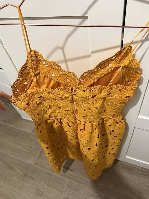 H&M Kleider: Senfgelbes Sommerkleid S – Gebraucht aus Lenzburg von Chlinisimone 2