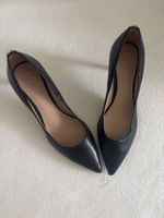 Guess Pumps Gr. 38 Schwarz
