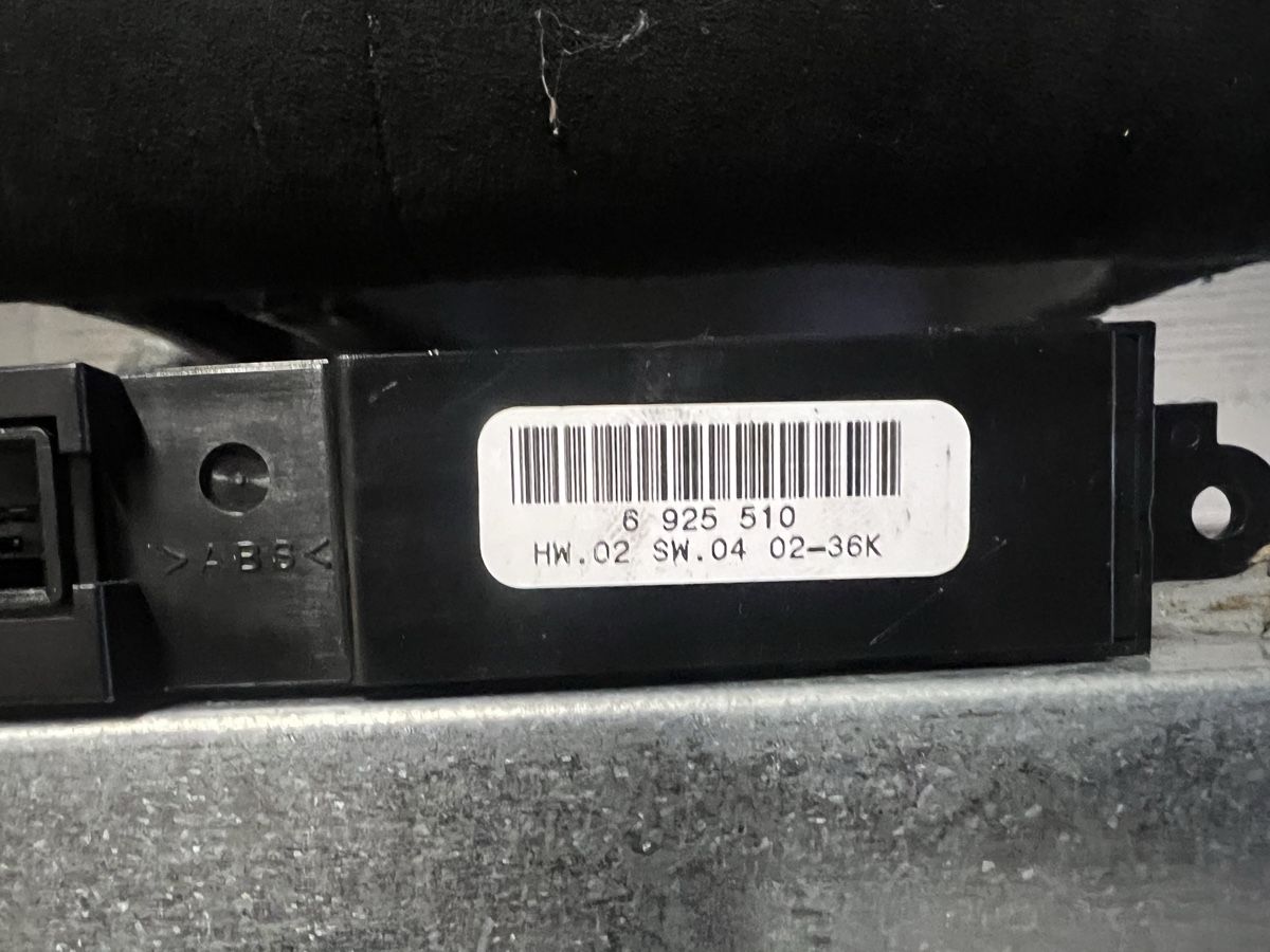 BMW Toutes les pièces auto: BMW E46 Schalterleiste – D'occasion à Adliswil par sina.e39 2