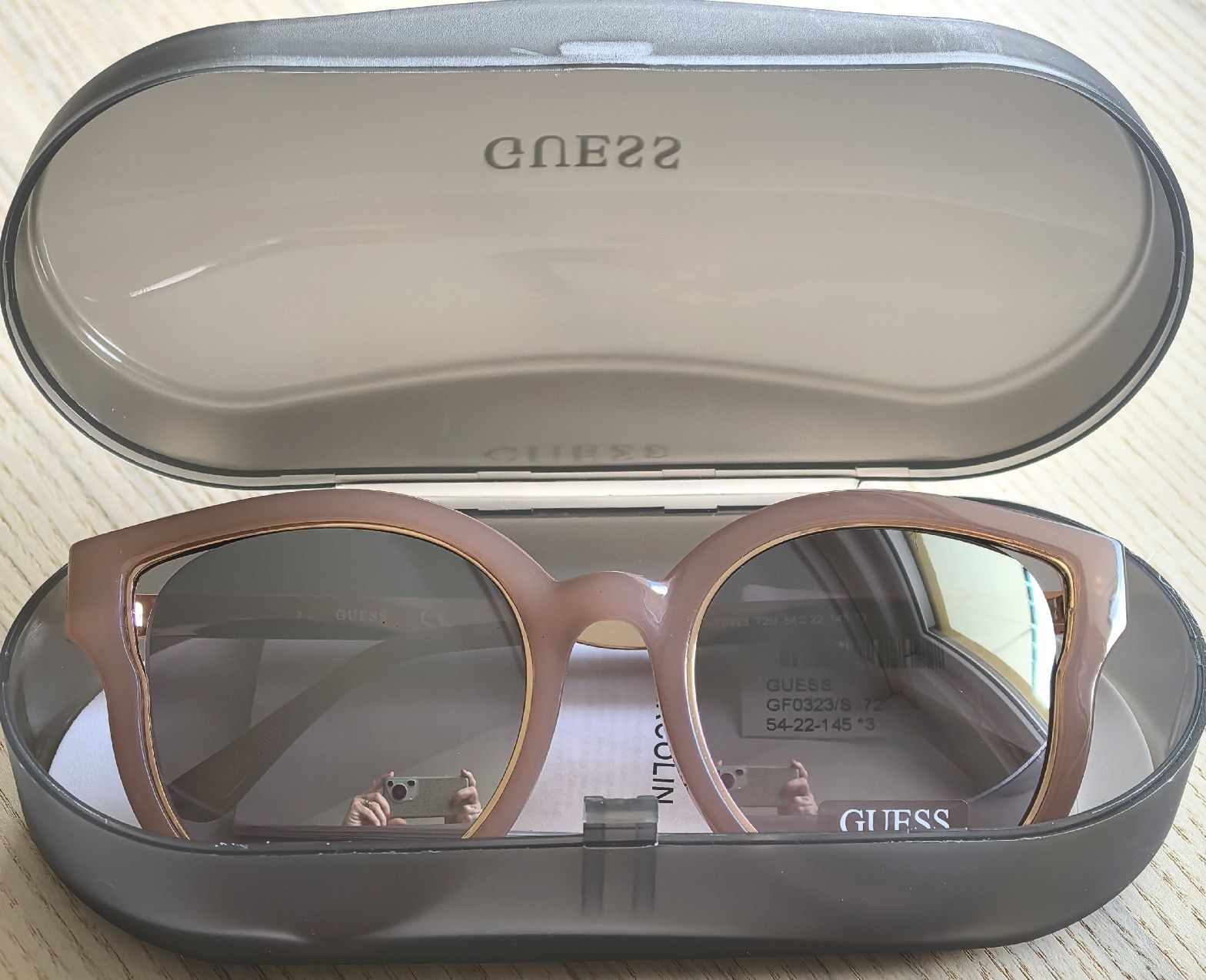 Guess Occhiali & Lenti: Guess Damen Sonnenbrille – Nuovo e nell'imballaggio originale da Bad Ragaz venduto da AKahlon 5