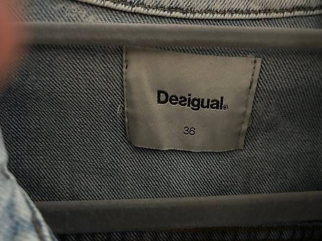 Desigual Giacche: Desigual Jeansjacke Grösse 36 – Nuovo (secondo la descrizione) da Marbach SG venduto da Sonni81 3