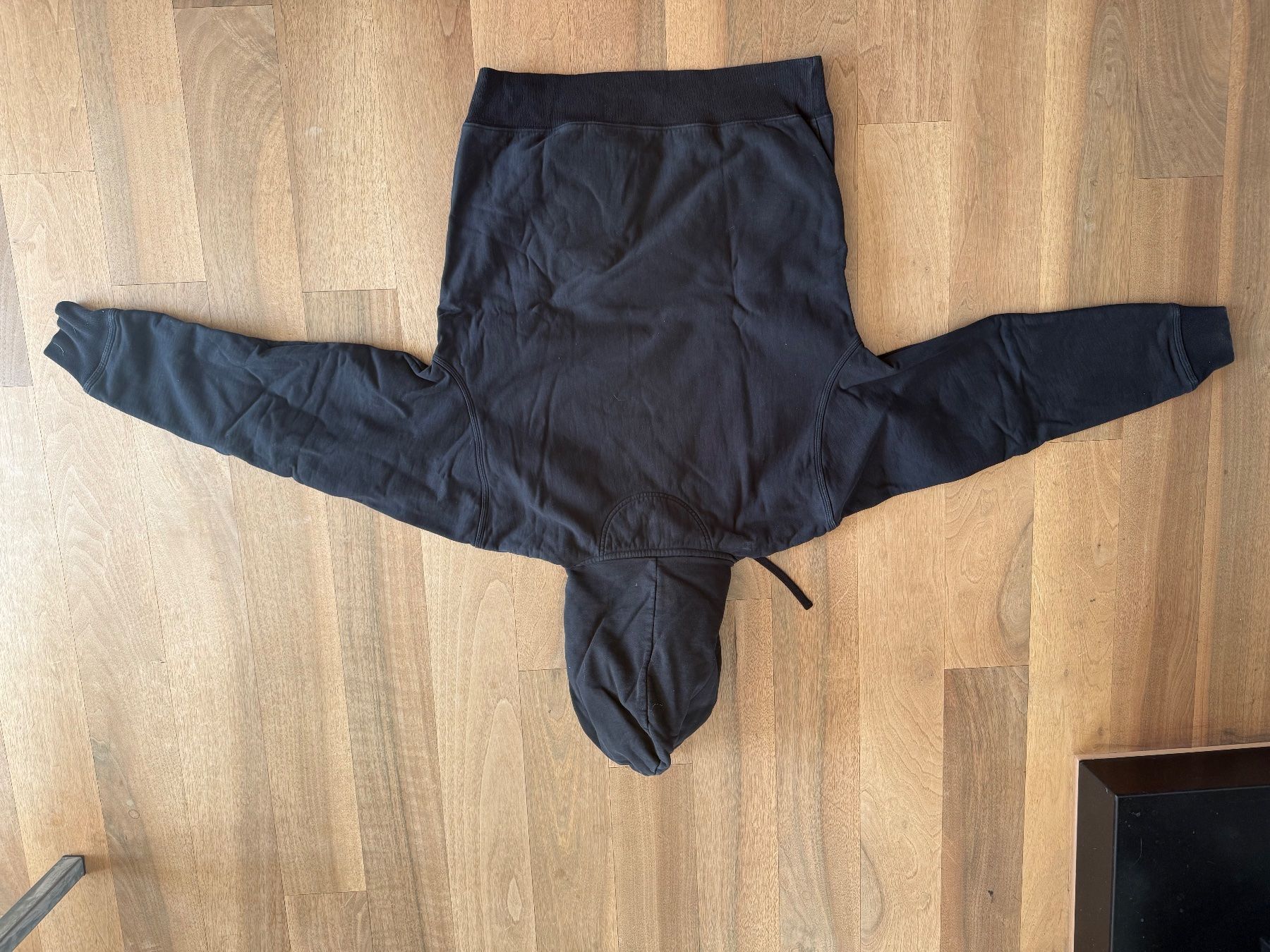 Stüssy Maglioni & Felpe: Kapuzenpullover Stüssy schwarz – Usato da Ebmatingen venduto da sir_92qc 1