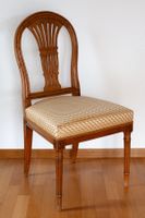 Chaise ancienne Louis XVI en noyer (18ème siècle)