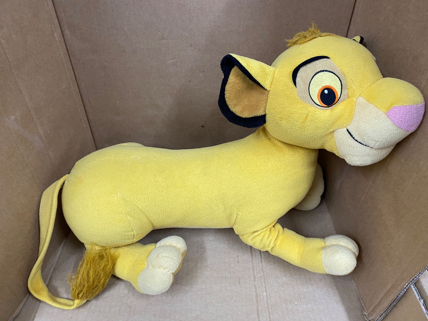 Disney Giocattoli: Simba-Plüschtier (Disney Stofftier) – Usato da Eschlikon TG venduto da RamonaSt