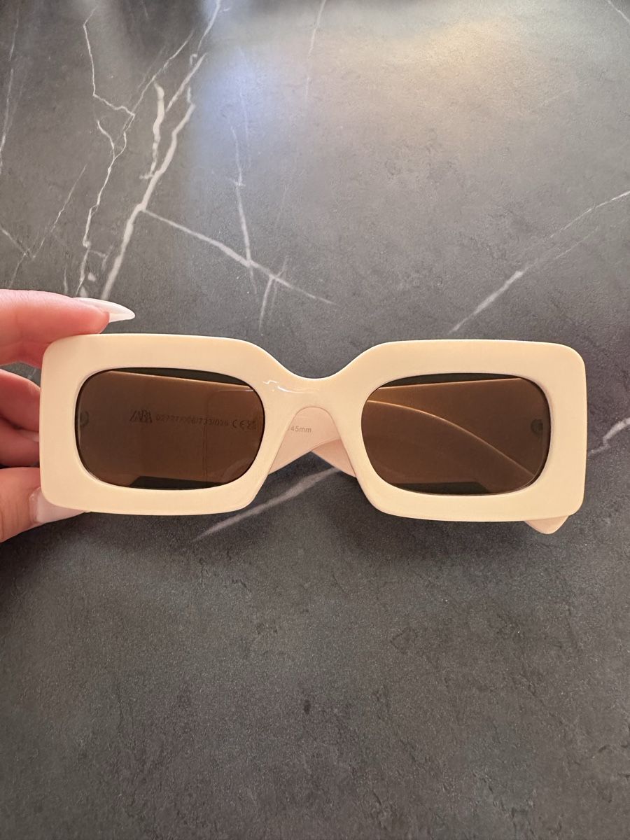 Zara Occhiali & Lenti: Cream Oversized Square Sunglasses – Elegant Minimal Style – Nuovo (secondo la descrizione) da Zürich venduto da ElissZurich 1