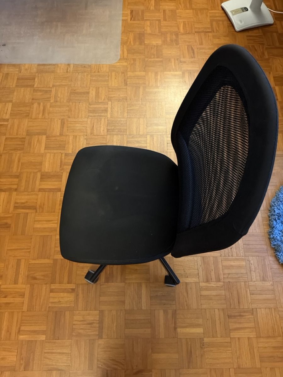 Ikea Sedie: Ergonomic Office Chair, Black, Adjustable Height,Used. – Usato da Zürich venduto da smanaswi 1