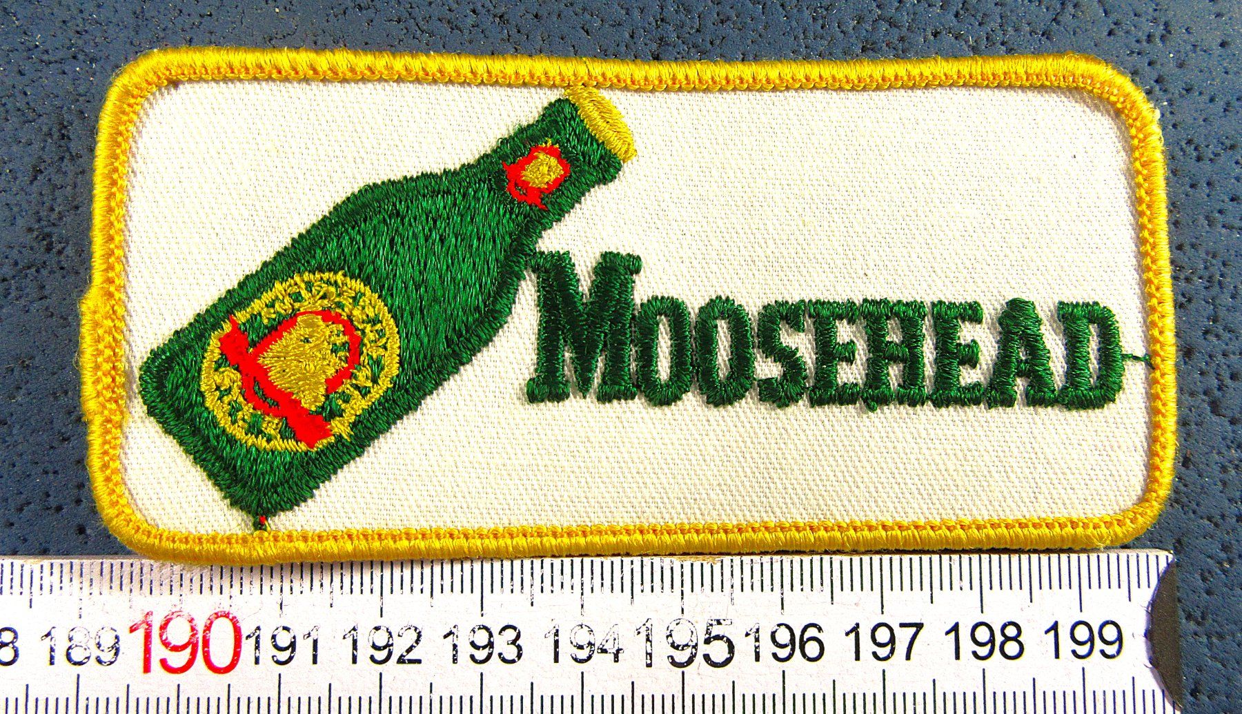 Insignes: MOOSHEAD BEER BIER GESTICKT AUFNÄHER/KLEBER PATCH MIT LEIM – Neuf (Voir description) à Ettingen par Hausi4711