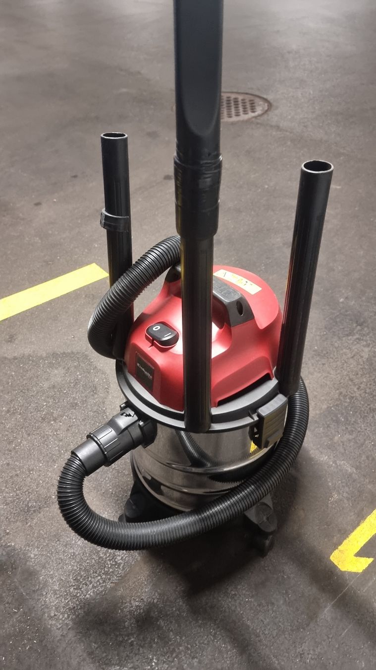 Einhell Aspirateurs & Accessoires: Staubsauger Einhell – D'occasion à Dierikon par Frank93ac 1
