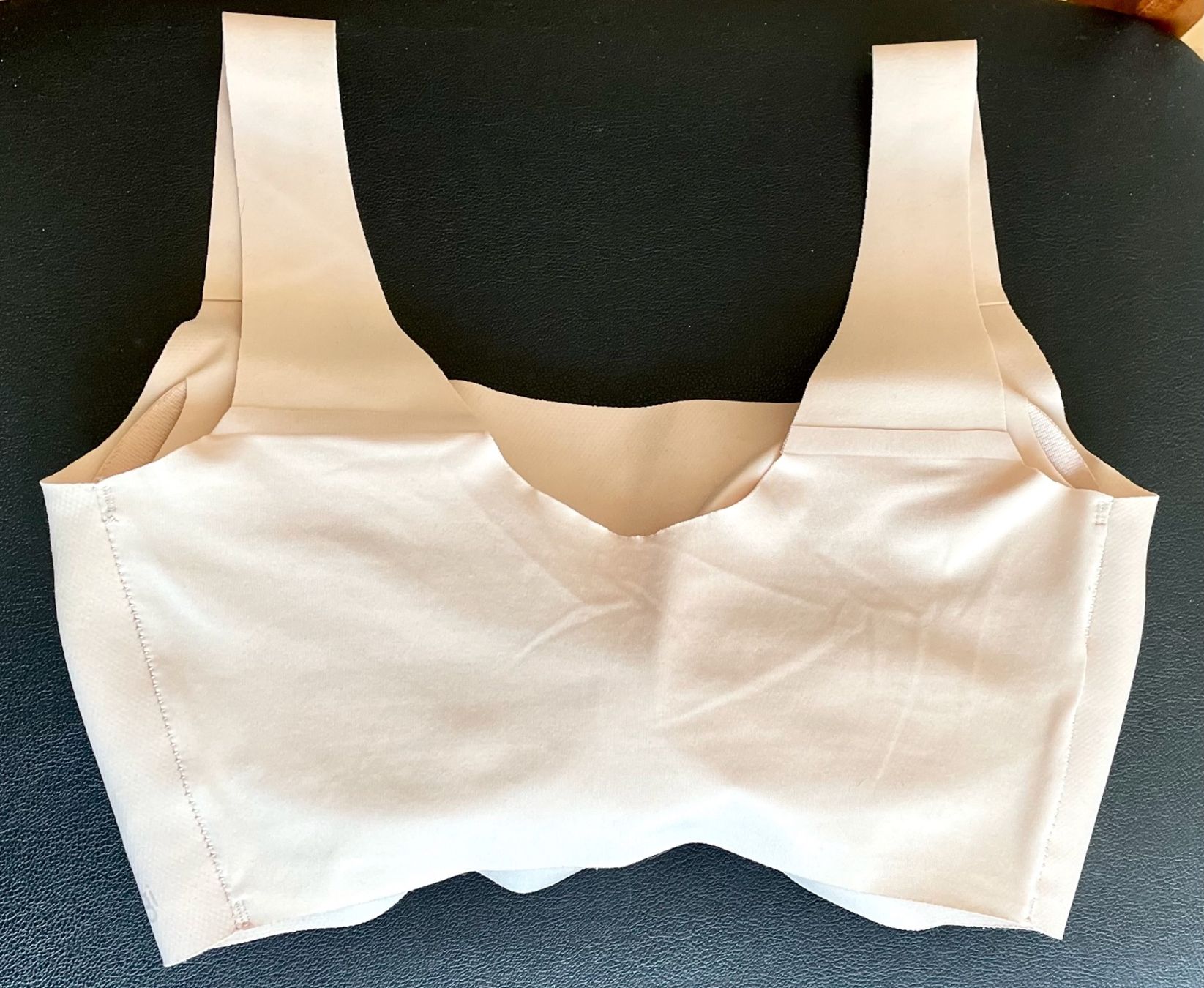 Sloggi Altra biancheria intima: SLOGGI ZERO FEEL CARE TOP, Farbe Puff Pink, GRÖSSE M – Usato da luzern venduto da Glieve 1
