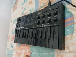 AKAI MPK mini Gebrauchter Zustand
