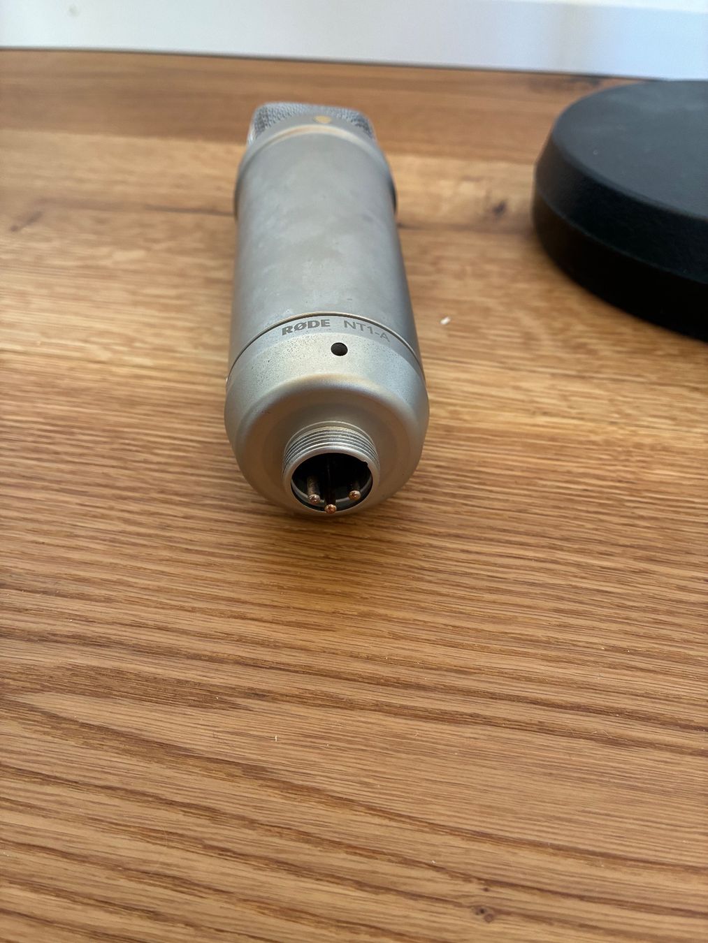 Røde Microfoni: Mikrofon RODE NT1-A mit Ständer und Pop-Schutz – Usato da Oberdorf SO venduto da RSB21 5