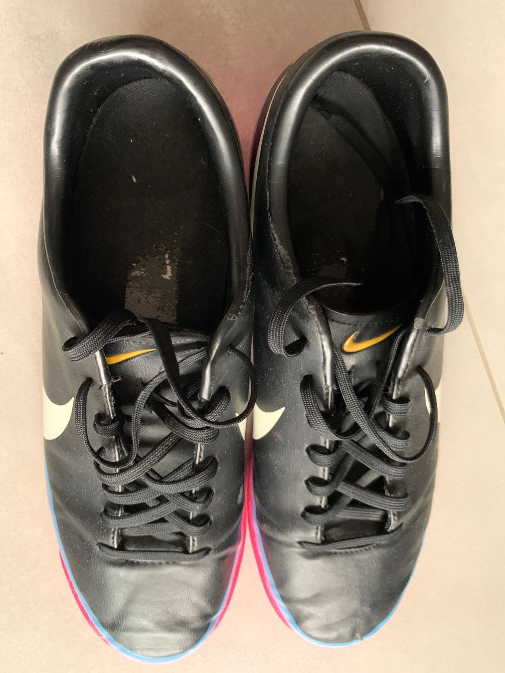 Nike Scarpe da uomo: Turnschuh Nike Gr.42 – Usato da Zuzwil SG venduto da Ibohaus 1