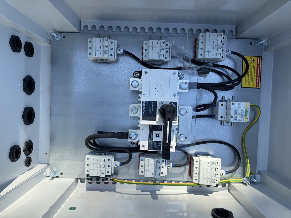 Autres décorations & accessoires: PV DC String-Combiner-Box / Sammelbox – Neuf (Voir description) à Selzach par Pascal12.10 1