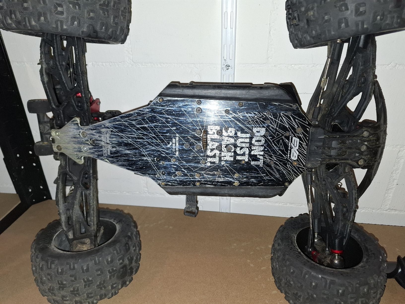 Arrma Modellismo RC: arrma kraton exb 6s – Usato da Schönenberg ZH venduto da Loecross1 1