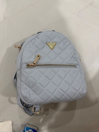 Guess Rucksack hellblau gesteppt mit Goldkette, sehr gute...