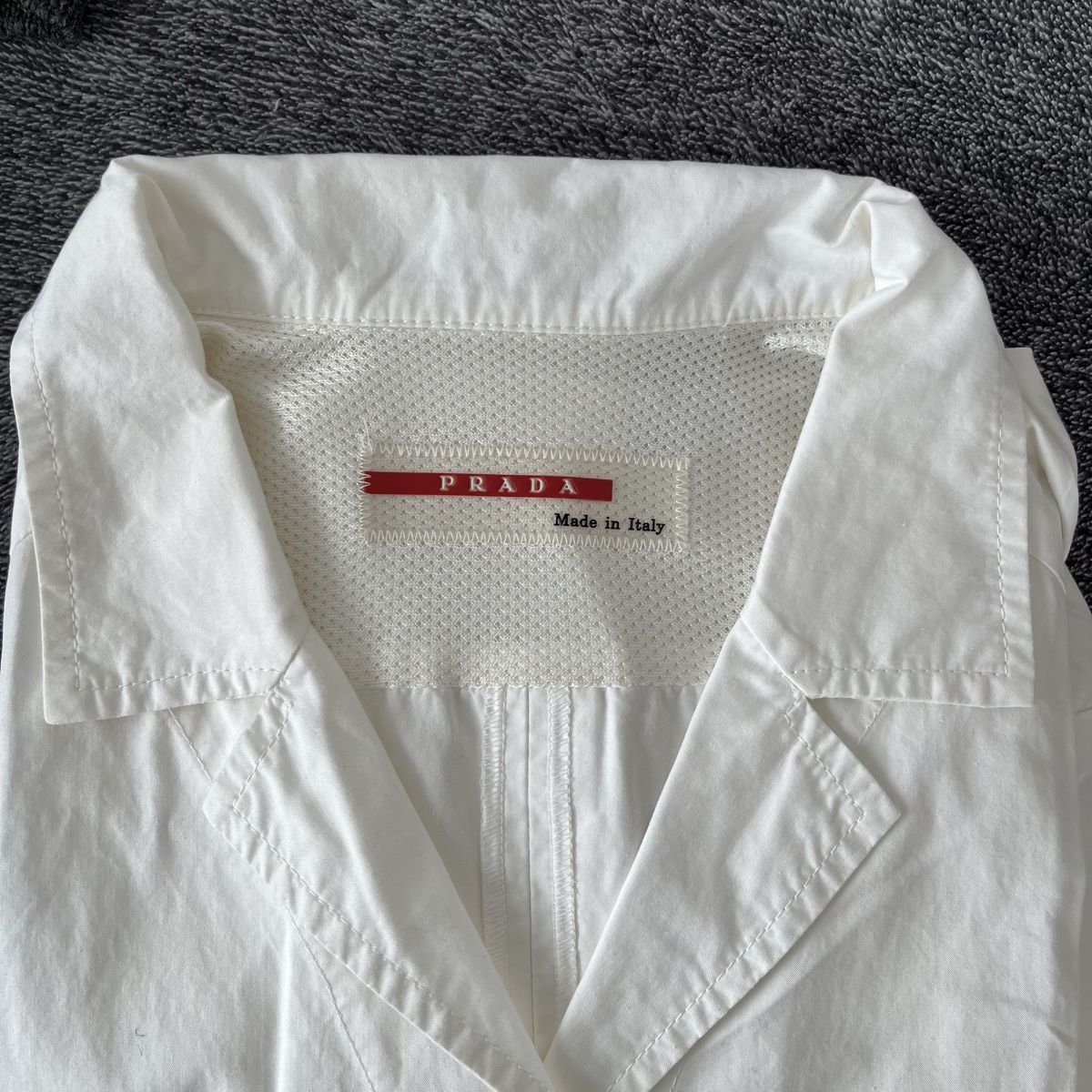 Prada Blusen: Prada Bluse – Neu (gemäss Beschreibung) aus Zug von saskia-chiara 3