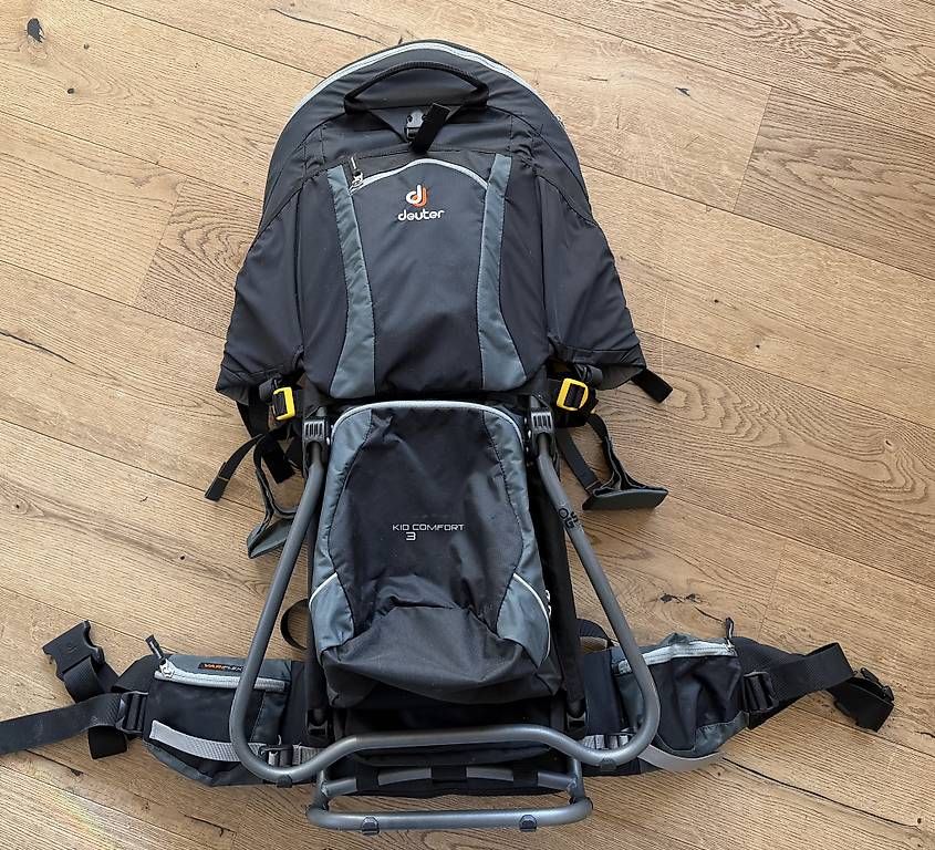 Marsupi portabebè: Rückentrage Deuter KidComfort 3 – Usato da Esslingen venduto da agadola11