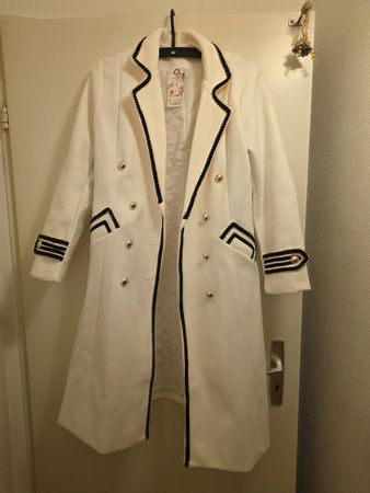 manteau blanc neuf M