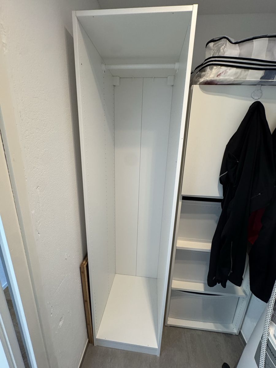 Ikea Schränke: PAX KORPUS – Gebraucht aus Ebikon von eck_c9dz