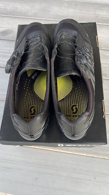 Scott Scarpe da uomo: Scott road RC ultimate 44.5 – Usato da Bulle venduto da CyclingSwiss 1