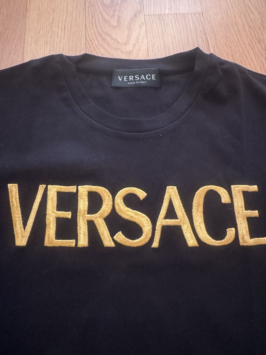 Versace T-shirt: Versace tshirt Gr S – Usato da Unterengstringen venduto da Cuz_5555 1